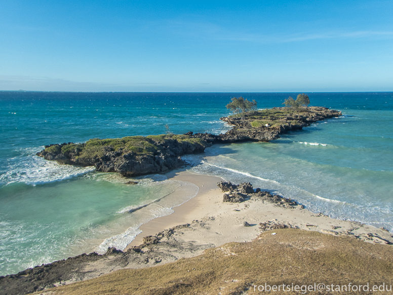 tidal island - emerald sea